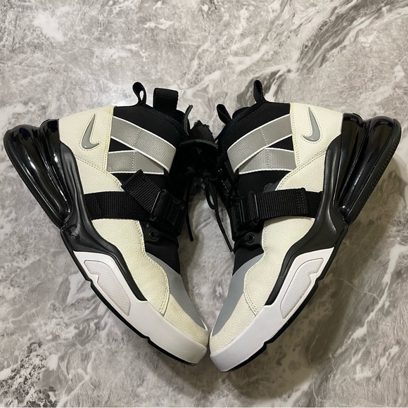 Nike Other - Nike Air Force 270 AQ0572-003 Mens Sneaker Shoe Black/Silver US Size 9 Zip Front